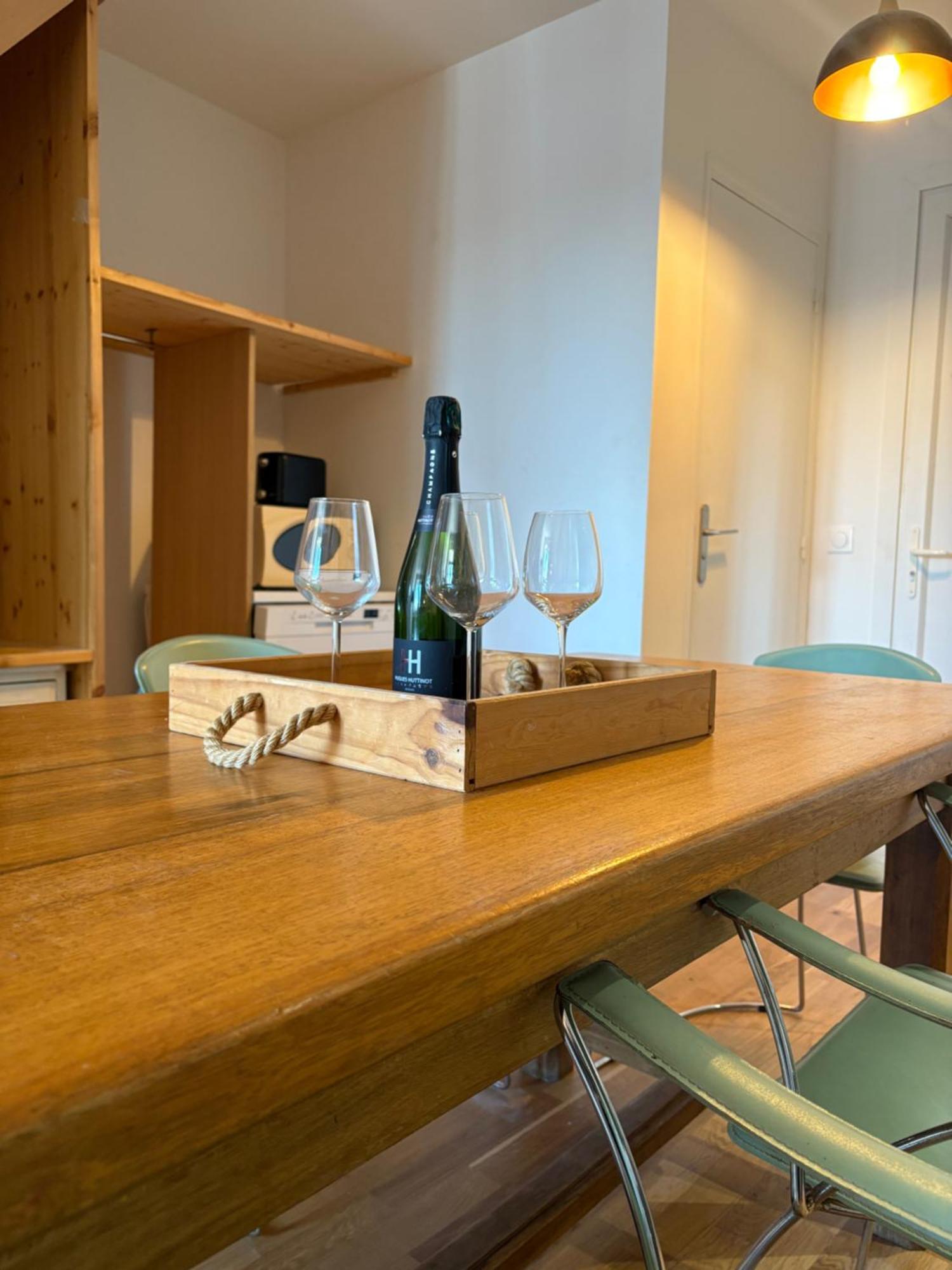 Le 7 - Appartement Cosy - Disney 20 Min Meaux Exteriör bild